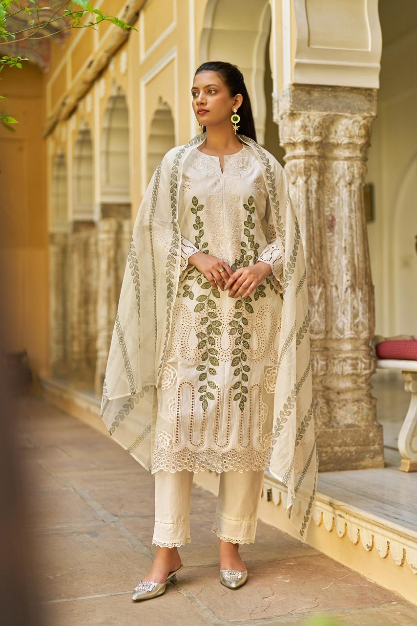 Ivory Zari Bloom Set