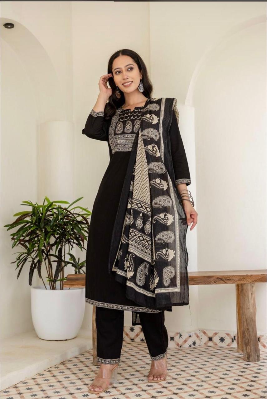 Reya Onyx Black Paisley Cotton Suit Set