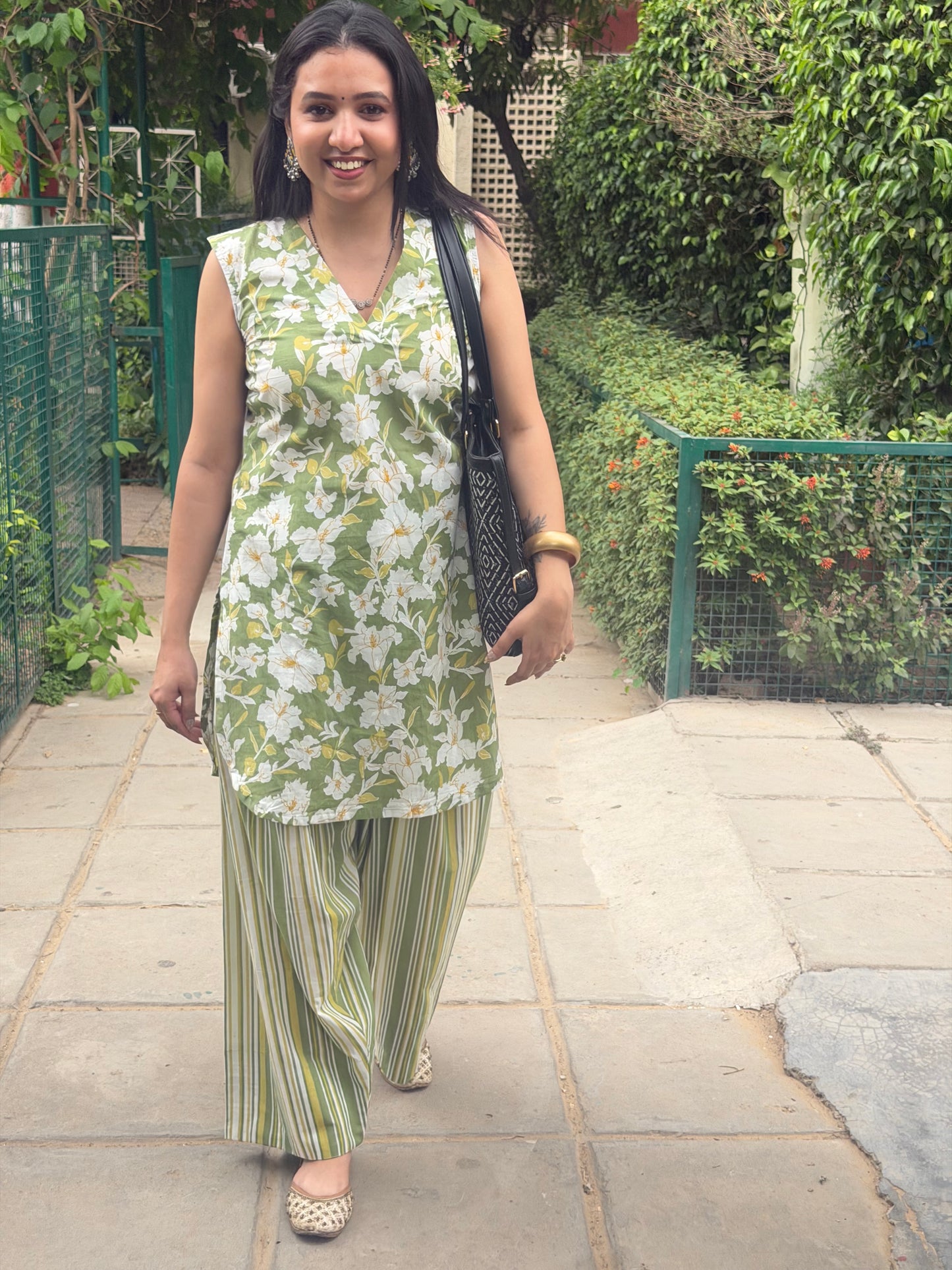 Olive Bloom Farshi Suit 🌼