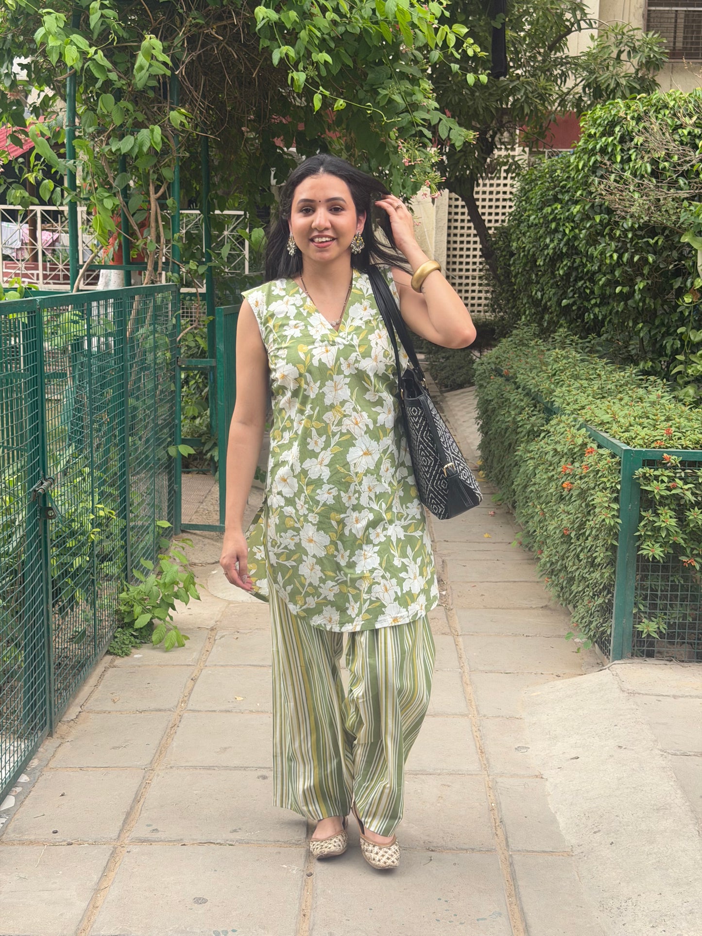 Olive Bloom Farshi Suit 🌼