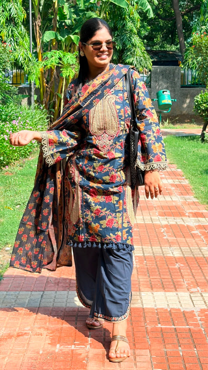 Midnight Bloom Kurta Set