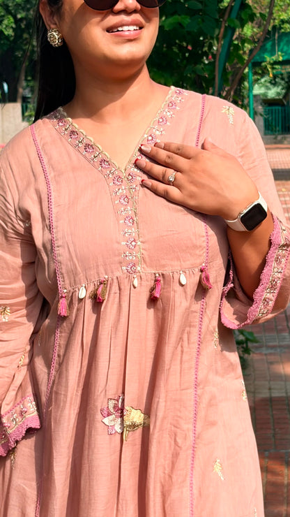 Gulnaar Grace Kurta Set 🌷