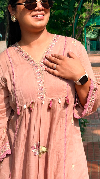 Gulnaar Grace Kurta Set 🌷